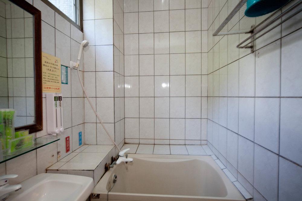 An Tong Hot Spring Hotel Jüli Kültér fotó